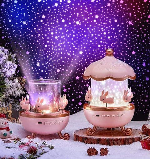 مصباح الأرانب الدوار 3 في 1: جهاز عرض نجوم، سبيكر بلوتوث، وإضاءة ليلية ساحرة